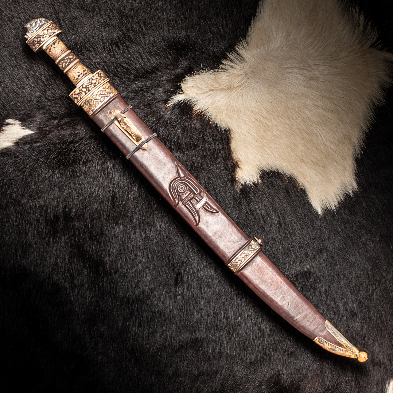 Gruntling. A 24" Dwarven Boar Riders Short Sword - Image 2
