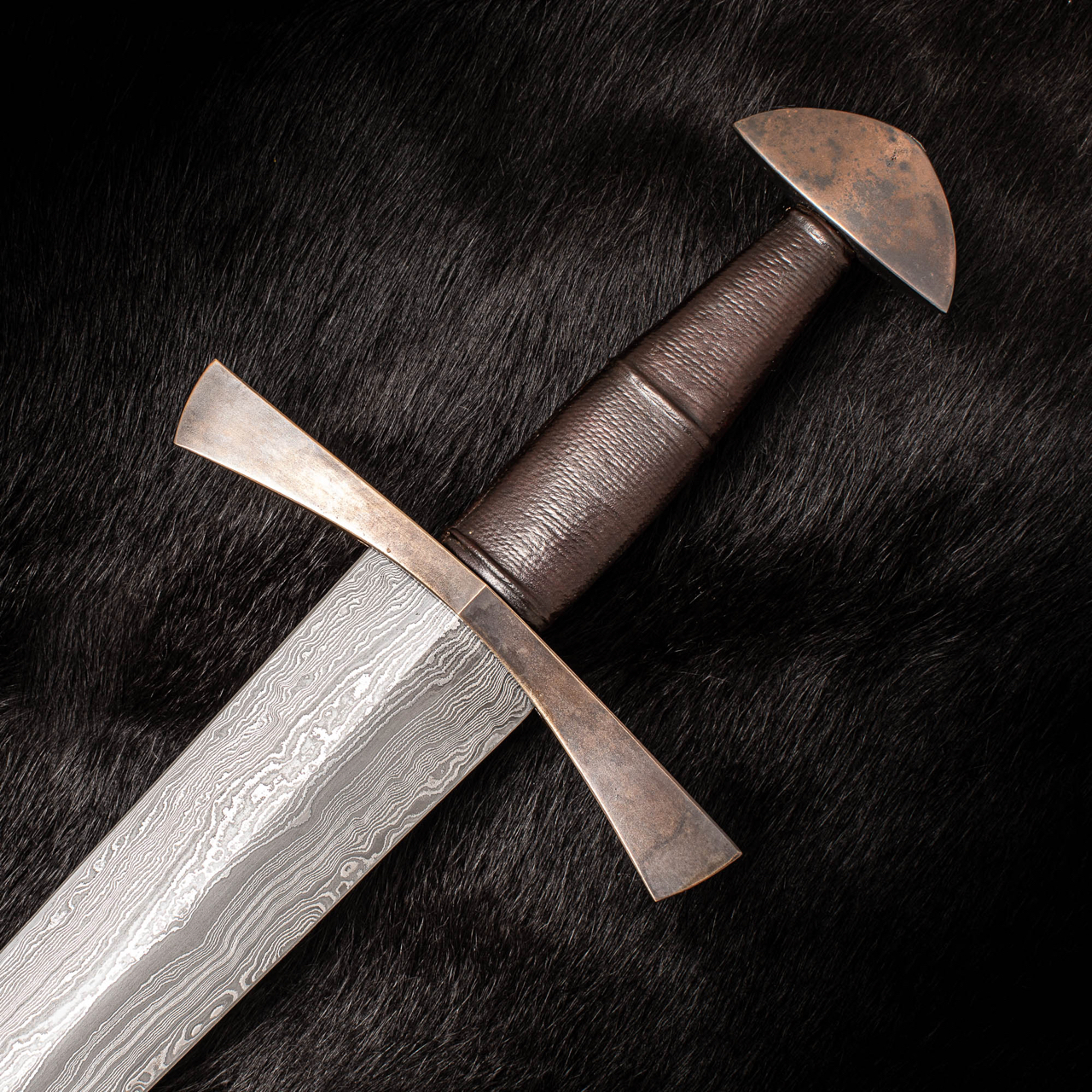 Damascus Arming Sword - Image 2
