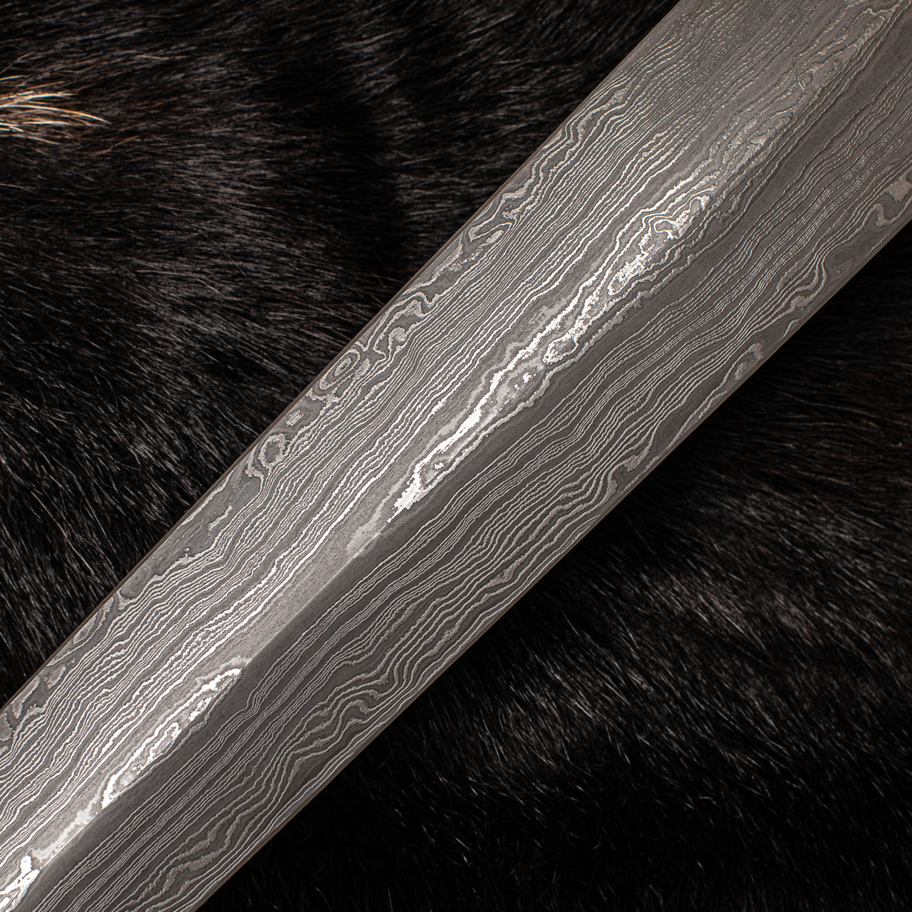 Damascus Arming Sword - Image 4